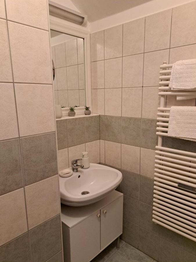 Rozsa Apartman Keszthely Luaran gambar